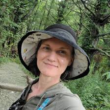 What is the least amount of time for dye release using monsoon with apple  juice?