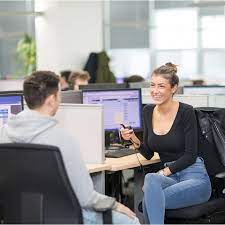 Erste group is one of the largest financial services providers in central and eastern europe. S Servicecenter Als Arbeitgeber Gehalt Karriere Benefits Kununu