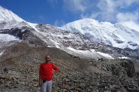 Dumnezeu cu mila și noi cu coordonarea! Interviu Cu Un Calator Multumit Care A Zburat Pentru Prima Oara Cu Avionul Calatorul Multumit