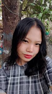 Rachelle Pineda's Instagram, Twitter & Facebook