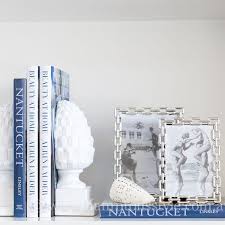 Two Books That Always Compliment Each Other Are Nantucket And Aerin Lauder S Beauty At Home Hamptons Style Coffee Table Books Decor The Hamptons