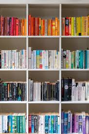 Les étagère design murale se veulent aussi fonctionnelles que simples à installer. 20 Idees Deco Pour Bien Ranger Ses Livres M6 Deco Fr