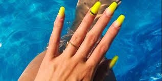 25 Summer Nail Art For 2020 Best Nail Polish Designs For Summer So, today i have my wonderful daughter, allycia on the show and we are going to showing you how to do a temporary glitter sandwich nail.