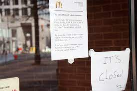 Closing times when nearest shop is open and closed on weekdays, weekends, holidays, late night and sunday shopping. Mcdonald S In Rosslyn Closes Arlnow Com