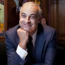 What maître d' Fernando Peire saw at the Ivy — from Margaret Thatcher to  Kylie