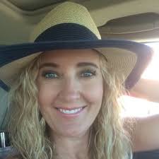 Regina Hale's Instagram, Twitter & Facebook