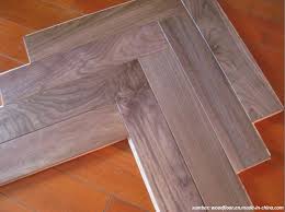 Gosoklah permukaan dengan wol baja “0000” (sangat halus). Selain Keramik Ini 8 Tipe Lantai Yang Biasa Digunakan Untuk Rumah