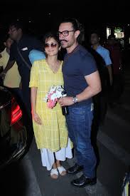 Aamir Khan Spotted At Airport With His Wife Kiran Rao Bollywood Gossip Celebrity News Gossip Trending Entertainment