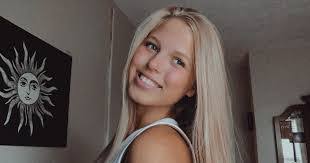 Kristin Kimble's Instagram, Twitter & Facebook