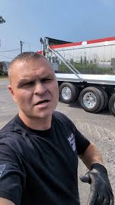 Tri axle info #jaredspolishing #zephyrpolishes #shinetime #trucking  #polishing #kenworth #peterbilt #aluminium