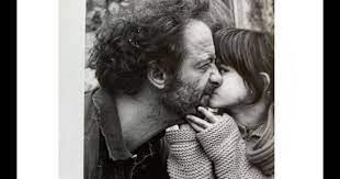 Vincent lindon et sandrine kiberlain font la joie de leurs fans au travers des productions. Suzanne Lindon Avec Son Pere Vincent Lindon Sur Instagram Image D Archives Le 13 Avril 2020 Purepeople
