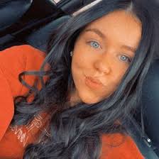 Macy McDowell (claire5659)