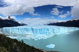 Argentina a country of southeast south america stretching about 3,700 km from its border with bolivia to southern tierra del fuego. Jobs Argentinien Jobsuche Arbeiten In Argentinien