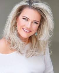 Emily Ertz's Instagram, Twitter & Facebook