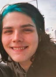 Pin On Gerard Way