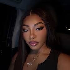 Katrina Foreman's Instagram, Twitter & Facebook