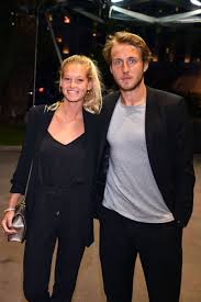 #pierre hugues herbert #nicolas mahut #tennis edit #um yeah #i mean this video is great it has a lot of people in it i may gif more #my gifs. Tsonga Pouille Qui Sont Les Femmes Des Joueurs De L Eq Closer