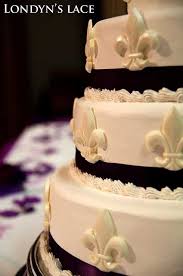 Pin By Melanie Hansel On Fleur De Lis Symbol For The City Of Louisville Ky Wedding Cake Pinterest Wedding Cakes Fleur De Lis Wedding