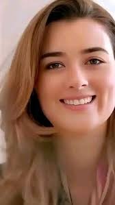 I asked one last time if I should tattoo my face 😅😅