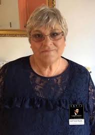 Very sad to say but I understand that former Town midfielder Dave Burbedge  passed away yesterday . Everyone who ever played local football in the  Reading area would know the name Dave