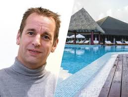 Zo maakt vormgever Richard de krant vanuit huis: 'Communicatie is een  uitdaging'