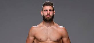 До перехода в ultimate fighting championship спортсмен успел пройти множество. Irzhi Prohazka V Moem Divizione Adesane Pridetsya Byt Namnogo Ostorozhnee Vse O Mma Smeshannyh Edinoborstvah Miksfajte Boyah Bez Pravil Bloodandsweat Ru