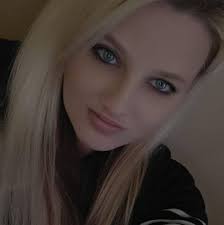 Anyone? Interested who else she's been talking to that she hasn't told me  about.