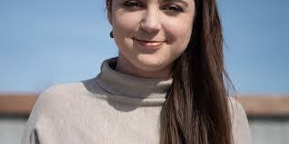 Julia Avina's Instagram, Twitter & Facebook