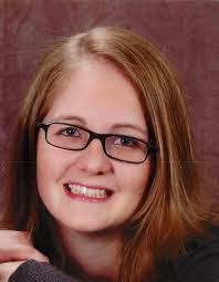 Sara Marie's Instagram, Twitter & Facebook