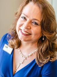 Elva Flores's Instagram, Twitter & Facebook