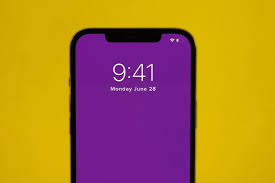 Don't know if i really needed to do this video, but since i talked about the signal and data indicators, figured i'd cover the battery indicator also. Waiting On Ios 15 Check Out These Amazing Hidden Iphone Features You Can Use Right Now Cnet