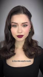 Layna Hill's Instagram, Twitter & Facebook