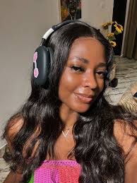 Cj Lawrence (@Cjlawrencce)