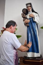 O verdadeiro nome da santa dulce é maria rita de souza brito lopes pontes. Peregrinacao Da Imagem De Santa Dulce Dos Pobres Marca Homenagens Ao Anjo Bom Neste Domingo 9 Rede Excelsior