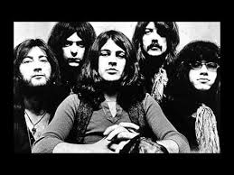 Nobody gonna take my car i'm gonna race it to the ground nobody gonna beat my car it's gonna break the speed of sound oooh it's a killing machine it's got everything. Highway Star By Deep Purple Songfacts