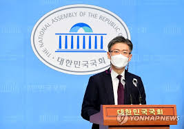 핫플sns에 '죽창가' 올린 조국…그 이유는? ì¡°ì •í›ˆ ì£½ì°½ê°€ ì¡°êµ­ì— Djë„ ê°ì •ì ìœ¼ë¡œ ì™¸êµ ë‹¤ë£¨ì§€ ë§ë¼í•´ ì—°í•©ë‰´ìŠ¤