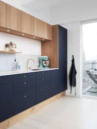 29 Two Toned Kitchen Cabinet Ideas To Try Comfydwelling Com Twotoned Kitchen Cabinet Ideas Interior Design Kitchen Kitchen Design Kitchen Inspirations