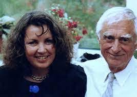 Rose Rosner's Instagram, Twitter & Facebook