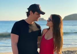 El próximo abril se casará con ximena navarrete, la miss universo 2010. Ximena Navarrete Se Separa De Su Esposo Juan Carlos Valladares