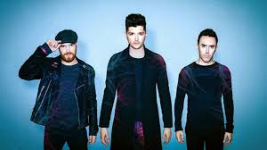 Hall of fame akan diberikan pada orang yang sudah berhasil meraih prestasi dalam bidangnya. Terjemahan Lagu The Script Hall Of Fame