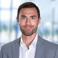 Sean Murnane's Instagram, Twitter & Facebook