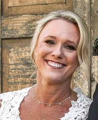 Tina Sidebottom's Instagram, Twitter & Facebook