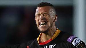 Alun Wyn Jones: Wales and British and Irish Lions lock back for Ospreys