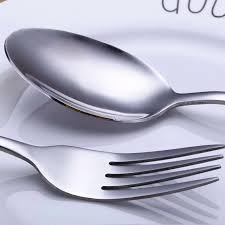 Set makan yang dapat anda bawa ketika berpergian ber tamasya bersama keluarga. Jual Oem Sendok Garpu Set Stainless Steel Terbaru Juli 2021 Blibli