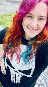 Janell Marsh's Instagram, Twitter & Facebook