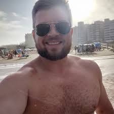 Levar Wallace's Instagram, Twitter & Facebook