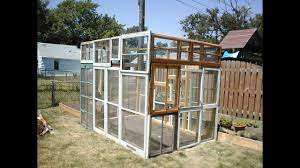 Dort wurden diverse frühbeet fenster/elemente aus einer alten gärtnerei abgegeben. Gewachshaus Selber Bauen Glas Gewachshaus Selber Bauen Aus Holz Aus Alten Fenstern Youtube