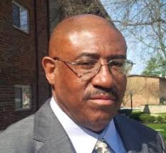 On Sunday December 6, 2020 following an eighteen-month battle with cancer,  Lamar McClain, also known as Collins Branche, surrounded by his family,  peacefully left this world to be with his Savior in