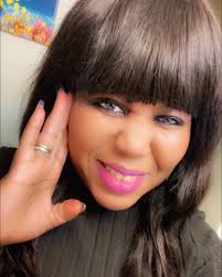 Hi all! I just wanted to introduce myself and share a little bit about  myself, l nvr meet a stranger and am a evangelical person that is a open  vessel for The