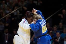 Jun 11, 2021 · malonga, qui sera en lice cet été aux jo de tokyo, affrontera en finale l'allemande anna maria wagner, n.3 mondiale et victorieuse cette année de deux grands slams, à tel aviv et kazan. Judoinside Madeleine Malonga Judoka